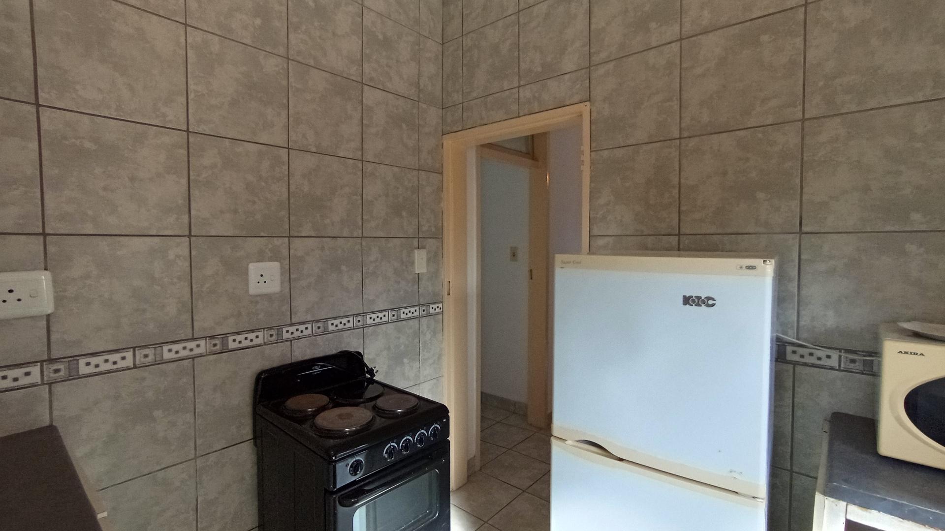 Kitchen - 7 square meters of property in Margate