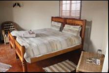 Bed Room 2 of property in Graaff Reinet