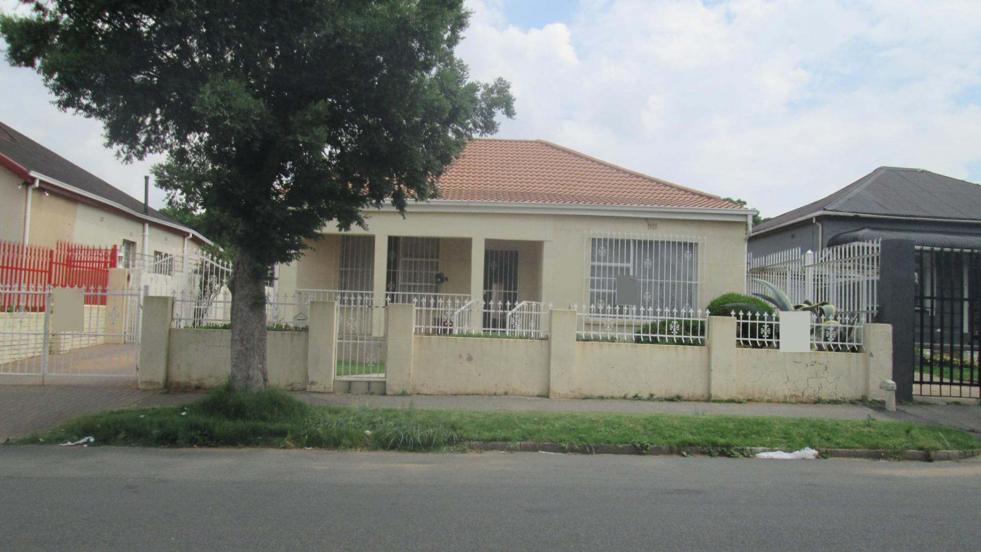 Front View of property in Kenilworth - JHB