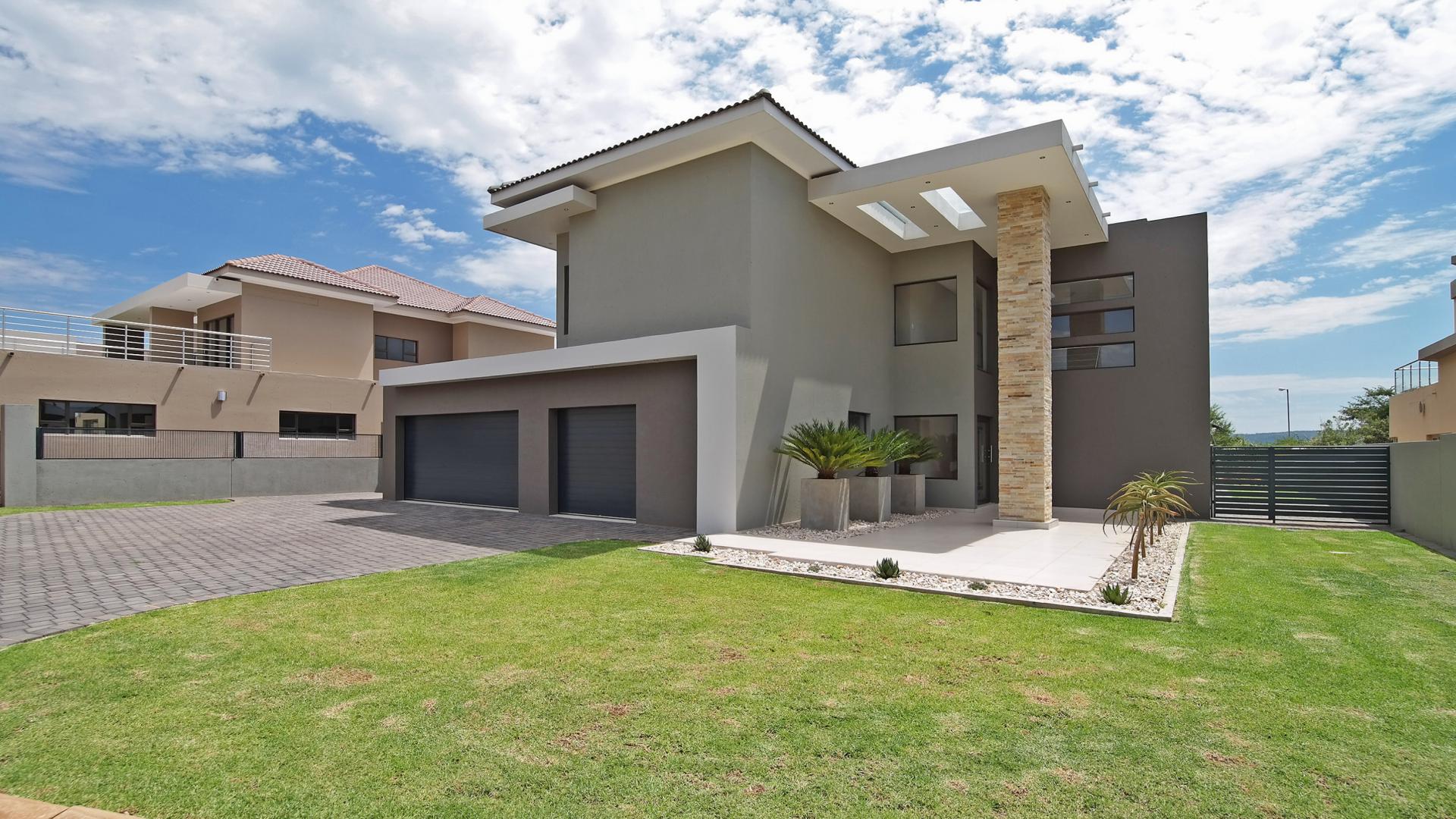 Front View of property in Silverwoods Country Estate