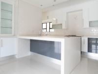 Kitchen - 23 square meters of property in Silverwoods Country Estate