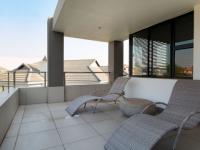 Balcony - 69 square meters of property in The Ridge Estate