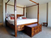 Main Bedroom - 39 square meters of property in The Ridge Estate