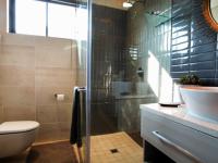 Bathroom 1 - 5 square meters of property in The Ridge Estate