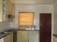 Kitchen - 17 square meters of property in Oakdene