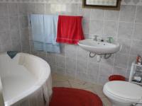 Bathroom 1 - 7 square meters of property in Port Owen