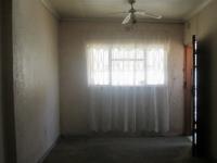 Lounges - 19 square meters of property in Actonville