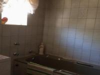 Bathroom 1 - 5 square meters of property in Baillie Park
