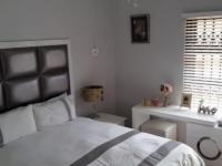 Bed Room 1 - 12 square meters of property in Fochville