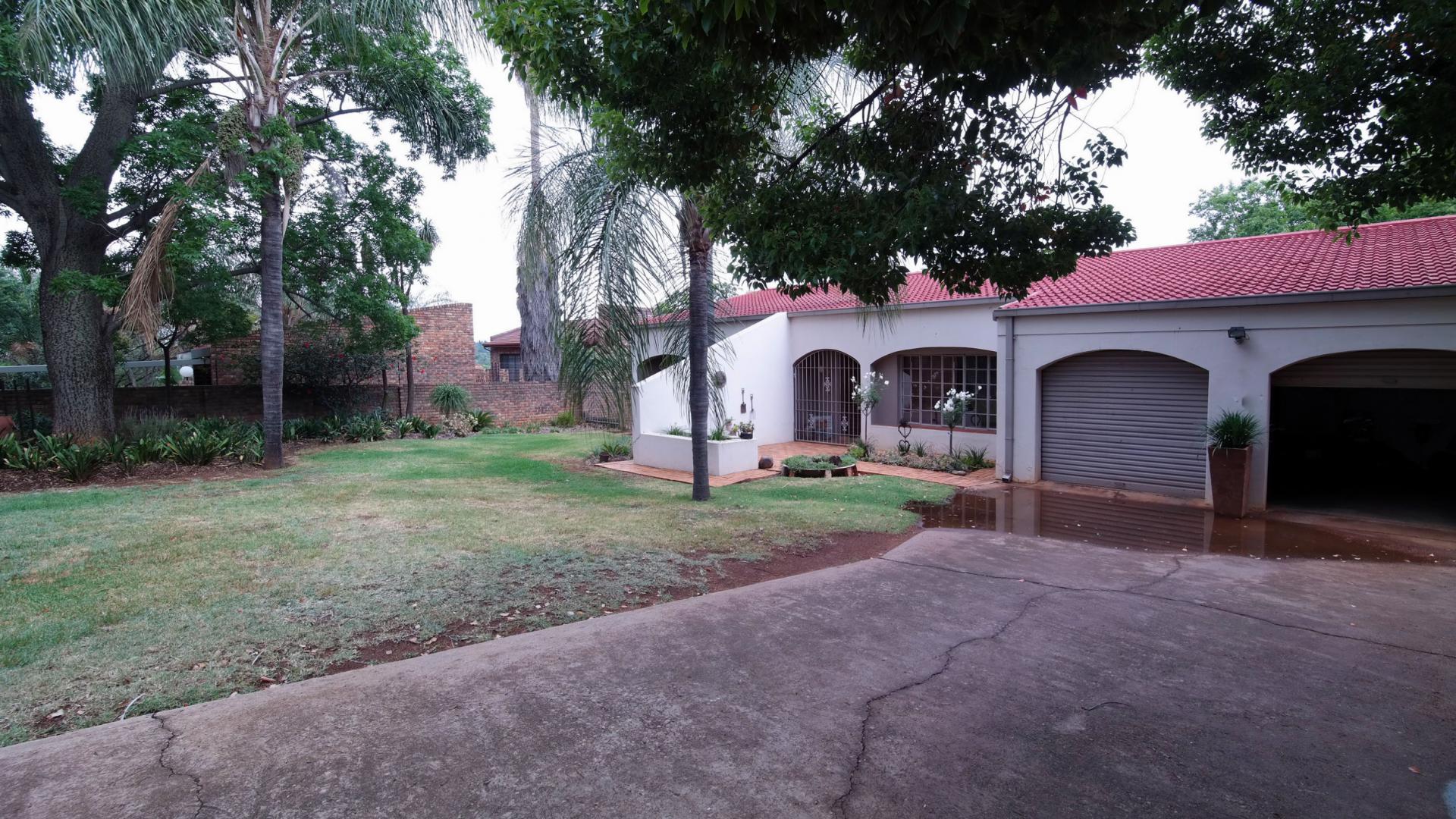 Front View of property in Garsfontein