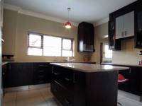 Kitchen - 13 square meters of property in The Meadows Estate