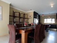 Dining Room - 23 square meters of property in The Meadows Estate