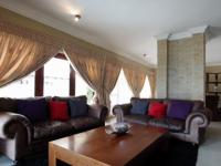 Lounges - 28 square meters of property in The Meadows Estate