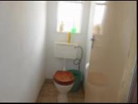 Guest Toilet - 2 square meters of property in Ennerdale