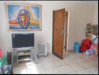 Lounges - 24 square meters of property in Ennerdale