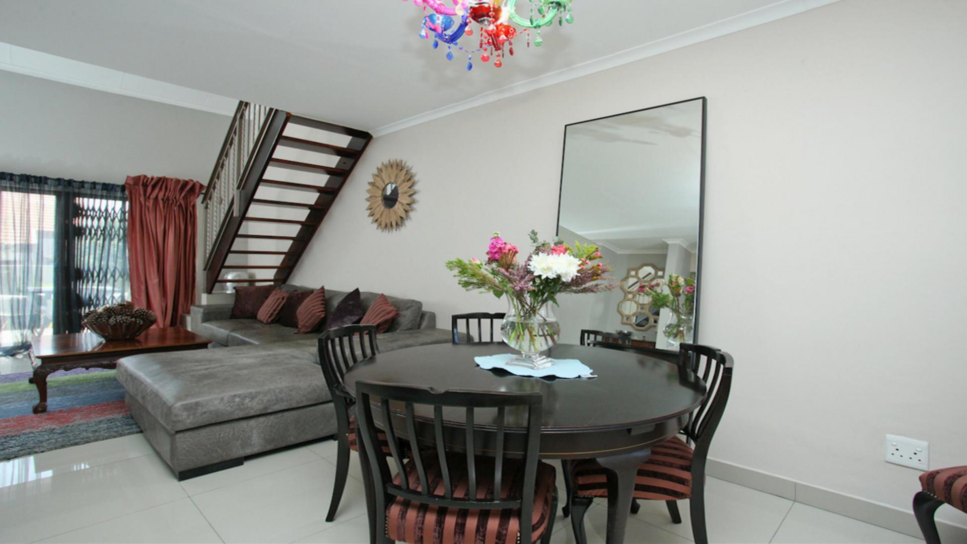 Dining Room - 6 square meters of property in Kengies