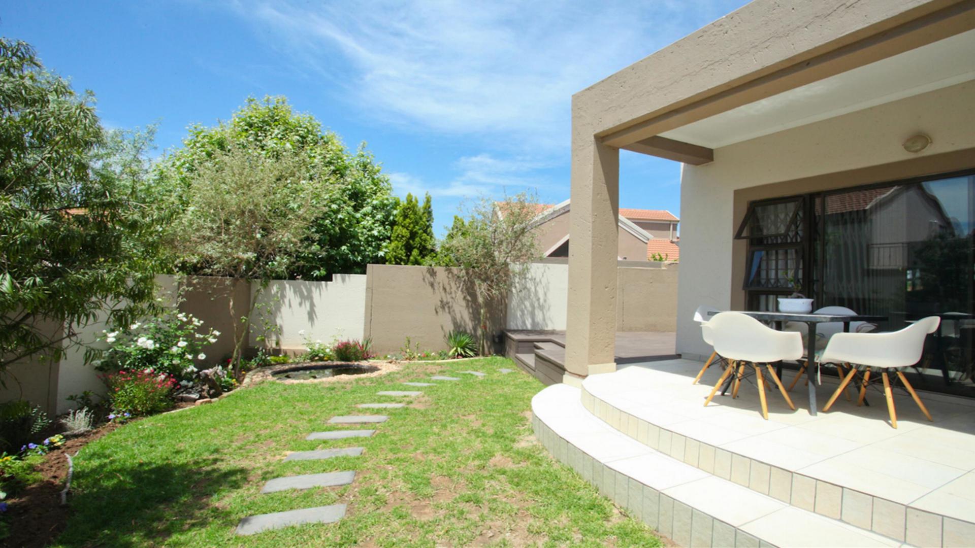 Backyard of property in Kengies