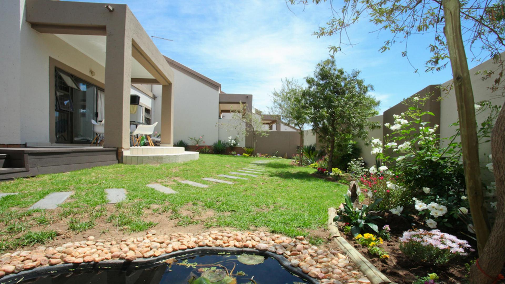 Backyard of property in Kengies