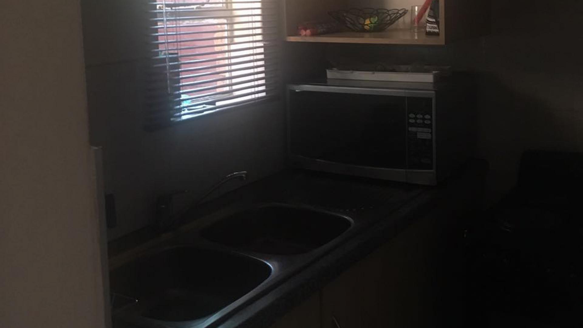 Kitchen - 6 square meters of property in Silverton