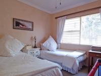 Bed Room 1 of property in Silver Lakes Golf Estate