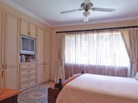 Main Bedroom of property in Silver Lakes Golf Estate