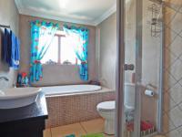 Bathroom 1 - 8 square meters of property in Newmark Estate