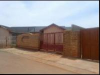 Front View of property in Dobsonville