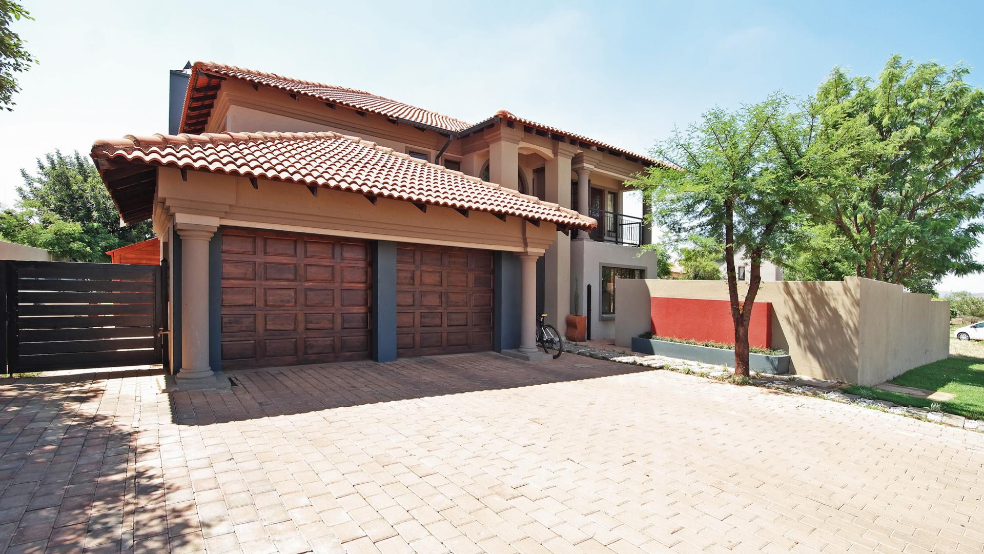 Front View of property in Silverwoods Country Estate