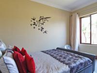 Bed Room 1 - 14 square meters of property in Silverwoods Country Estate