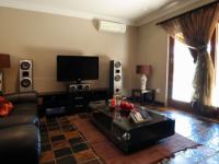 Lounges - 44 square meters of property in Willow Acres Estate