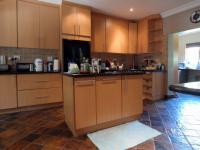 Kitchen - 30 square meters of property in Willow Acres Estate