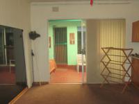 Lounges - 48 square meters of property in Vanderbijlpark