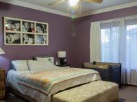 Main Bedroom of property in Willow Acres Estate