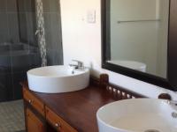 Main Bathroom of property in Parys