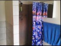 Bathroom 1 - 17 square meters of property in Carletonville