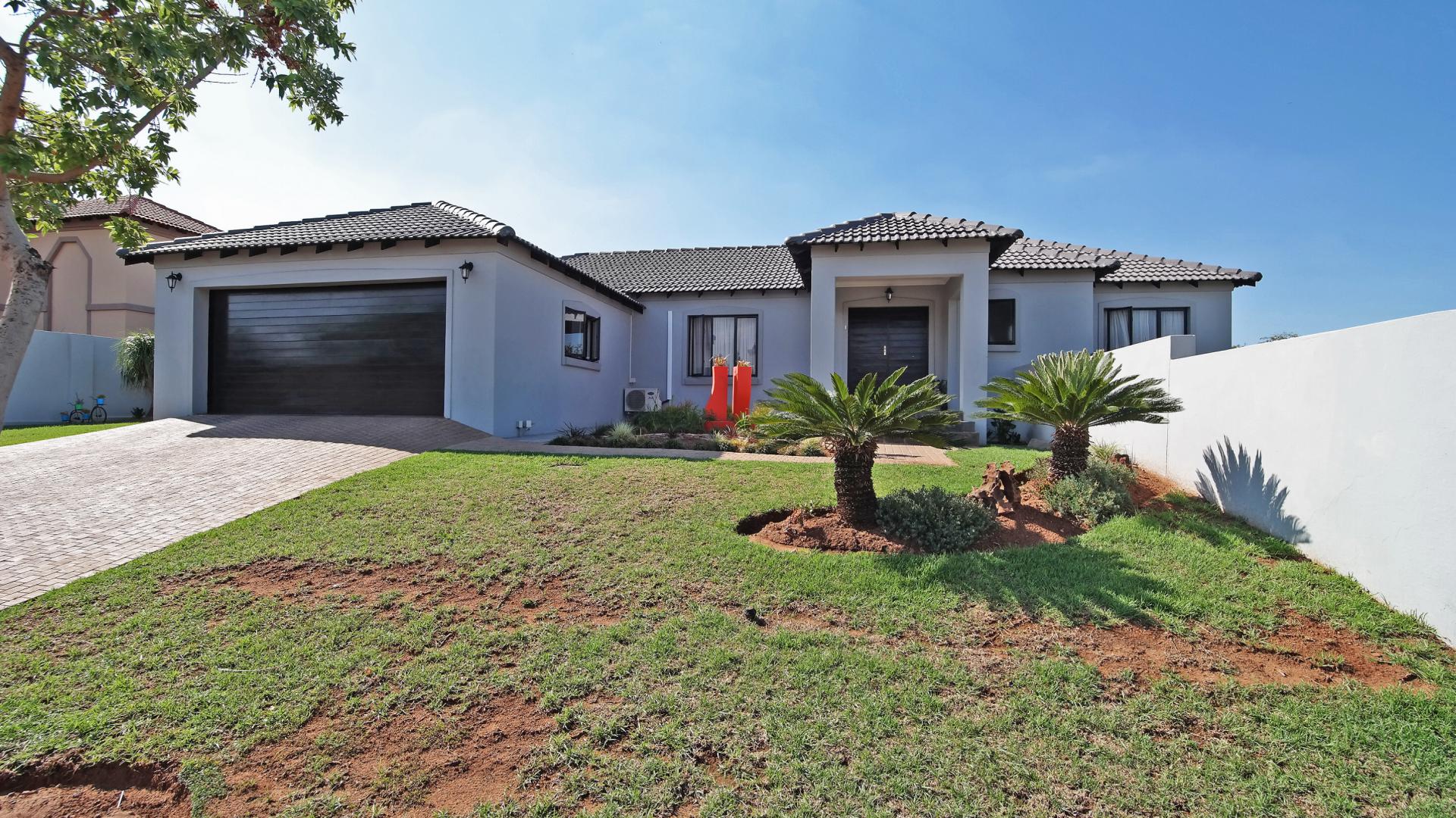 Front View of property in Six Fountains Estate