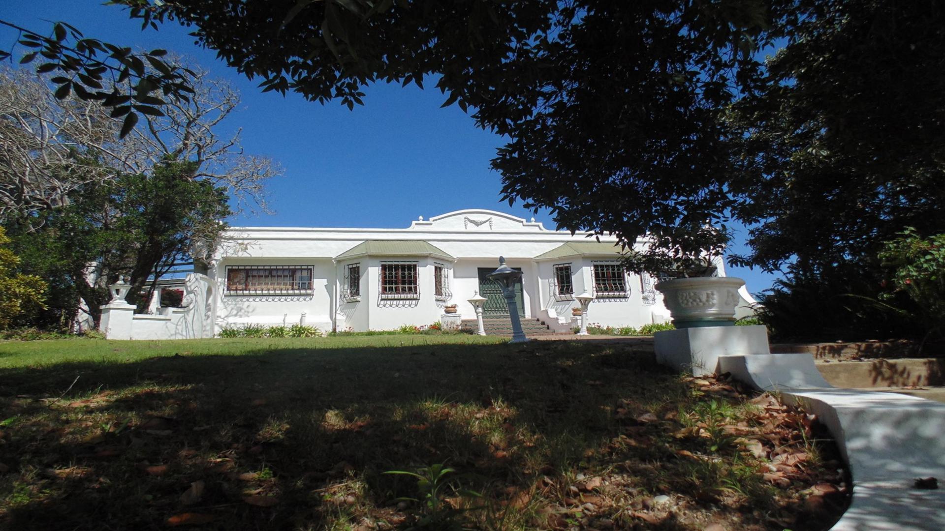 Front View of property in Knysna