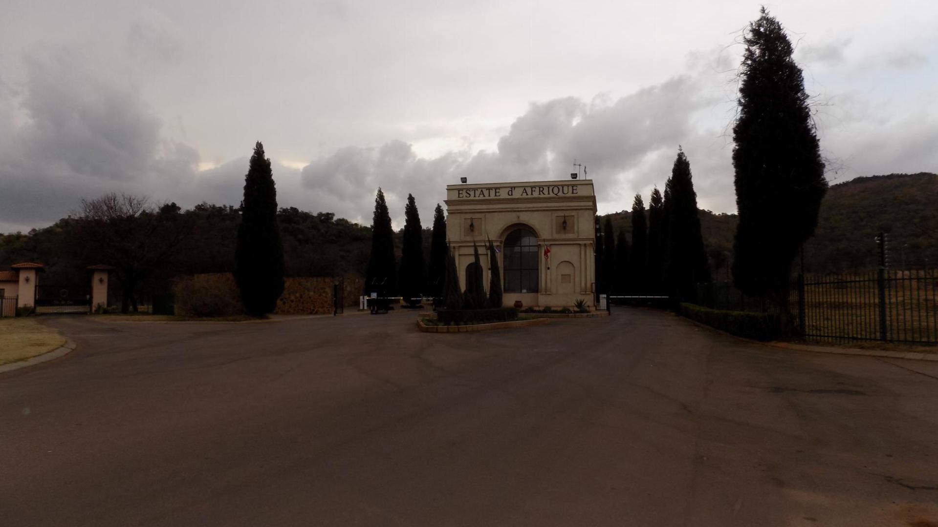 Front View of property in Hartbeespoort