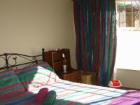 Bed Room 1 - 11 square meters of property in Bethal