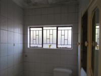 Bathroom 1 - 5 square meters of property in Rustenburg