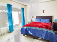 Main Bedroom - 27 square meters of property in Safarituine