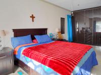 Main Bedroom - 27 square meters of property in Safarituine