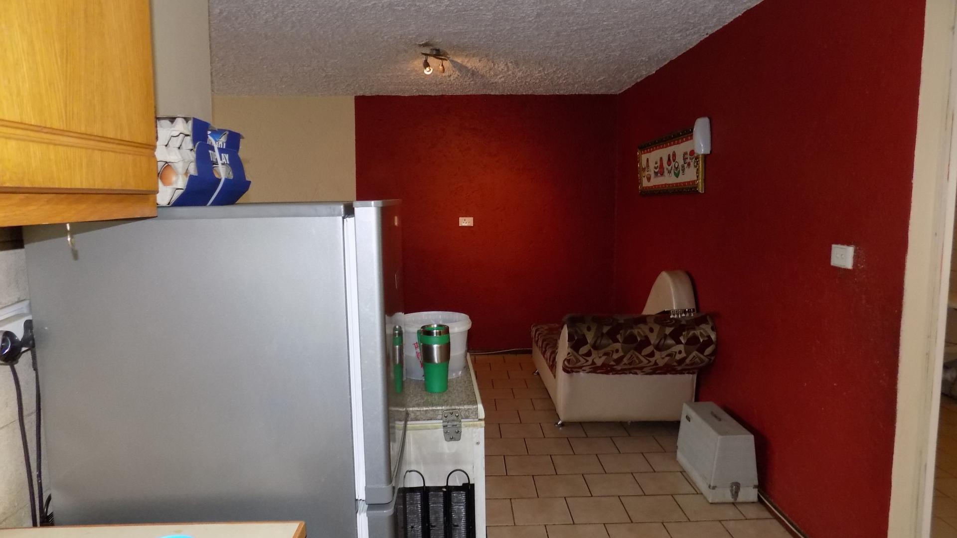 Kitchen - 8 square meters of property in Pretoria West