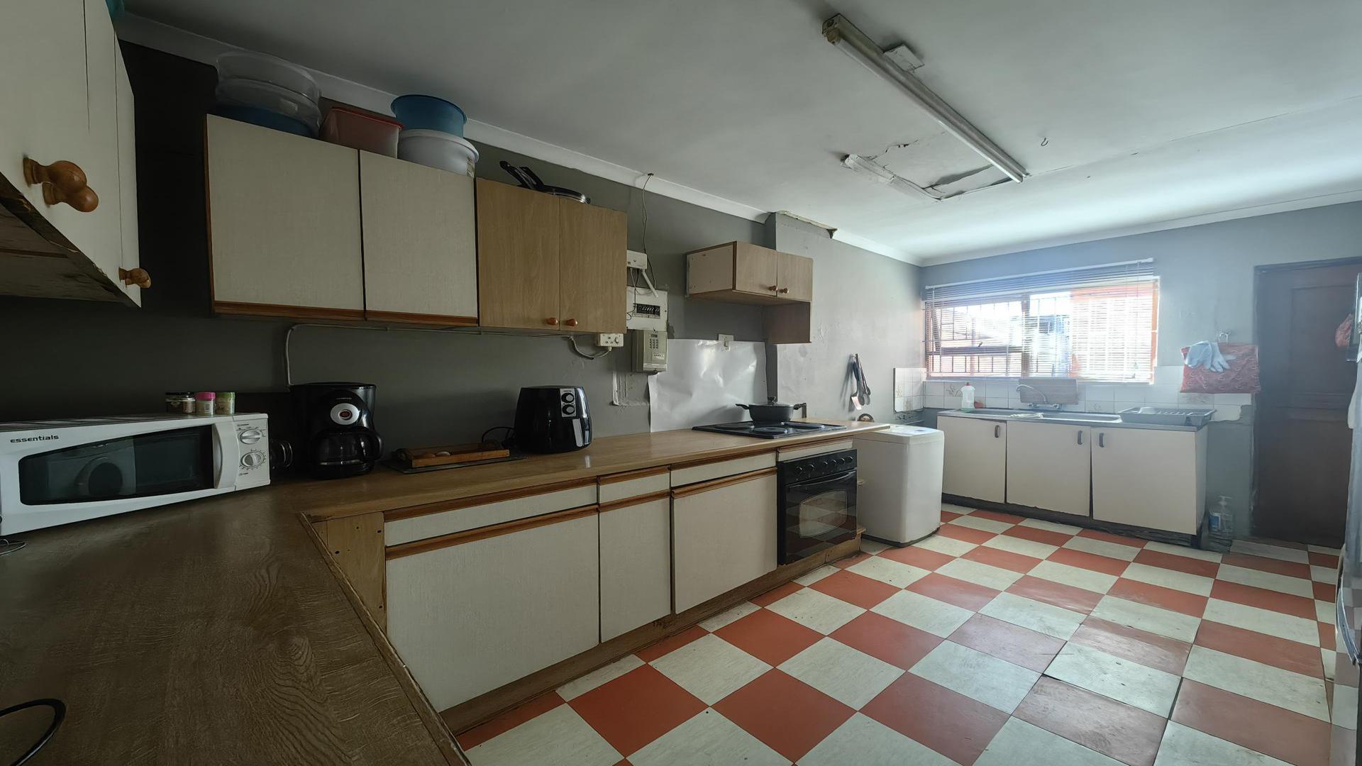 Kitchen of property in Bonteheuwel
