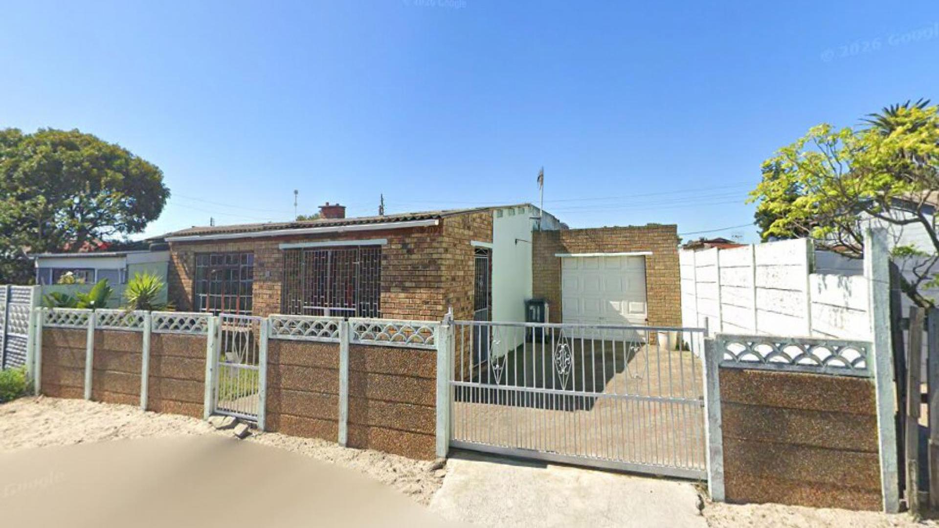 Front View of property in Bonteheuwel