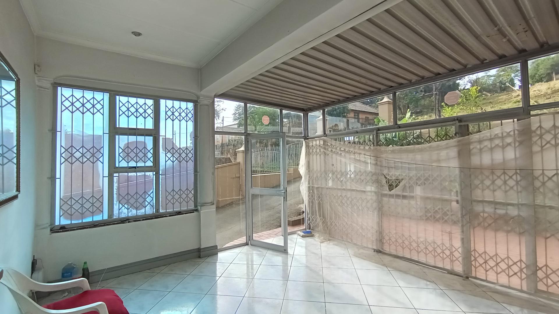 Patio - 30 square meters of property in Springfield - DBN