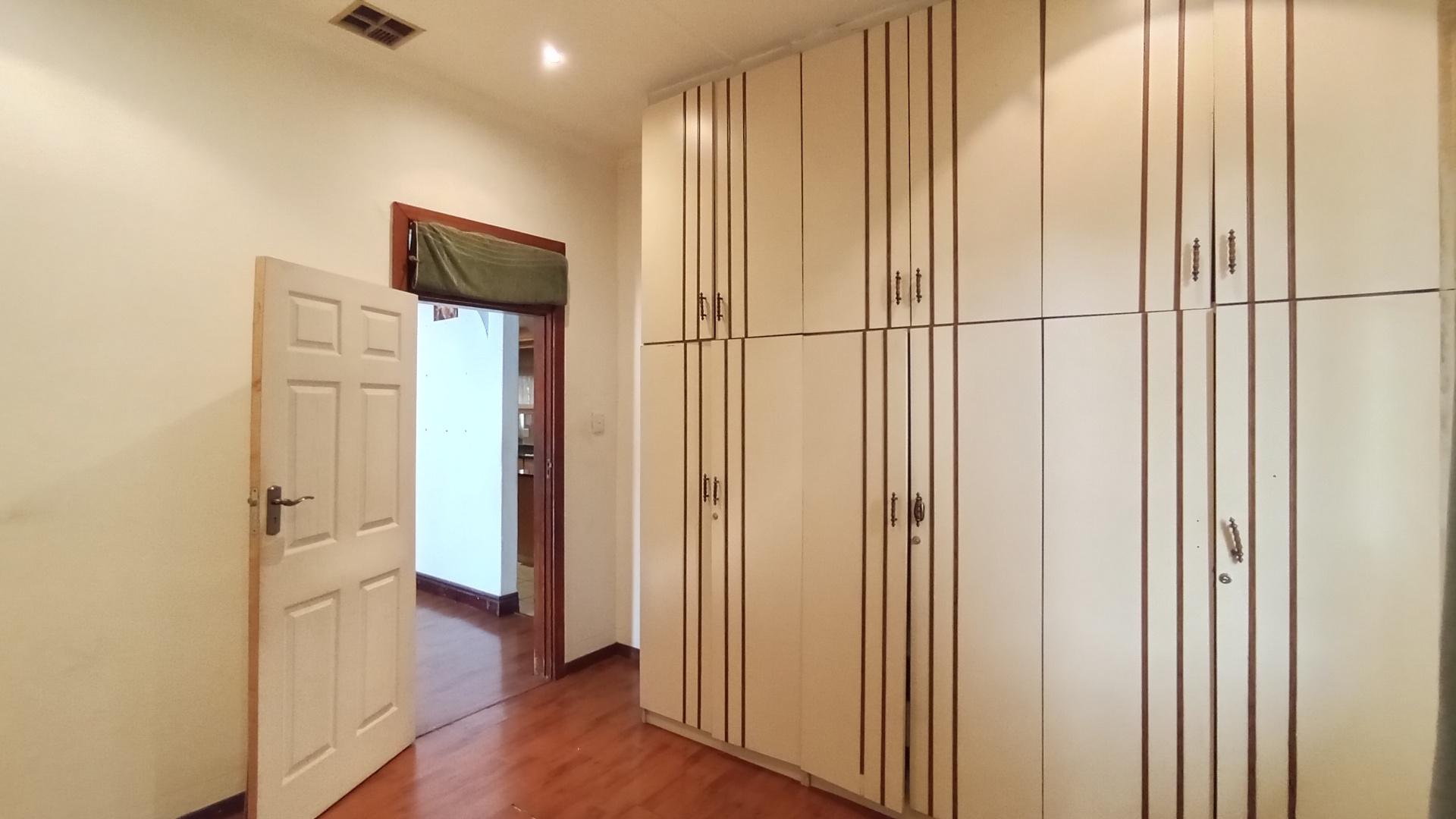 Bed Room 1 - 14 square meters of property in Springfield - DBN