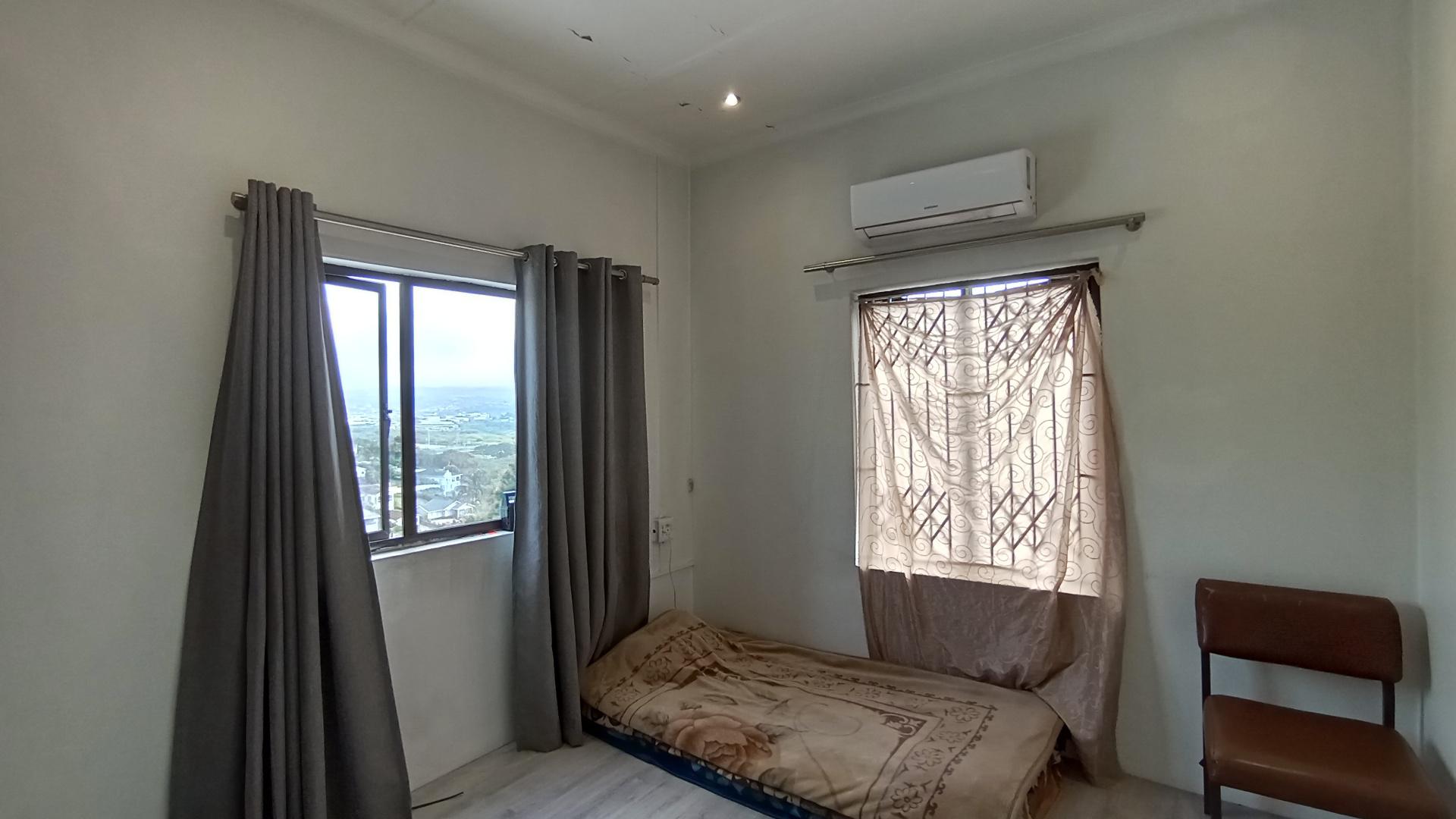 Main Bedroom - 13 square meters of property in Springfield - DBN