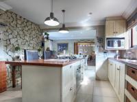 Kitchen - 20 square meters of property in Woodhill Golf Estate