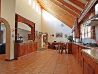 Kitchen - 29 square meters of property in Woodhill Golf Estate